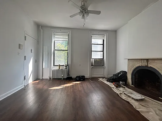 Rented by Corcoran | media 6