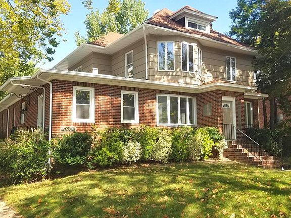 4th image of 725 Collings Ave