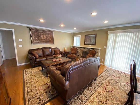 Living room, fabric custom blinds