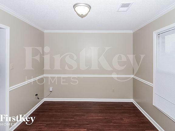 5th image of 9290 Sarsen Dr