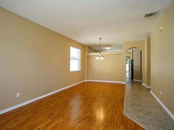2nd image of 570 Carrigan Woods Trl