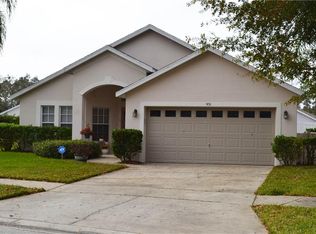 931 Oxford Dr, Davenport, FL 33897