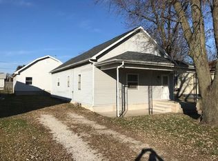 321 E North St #12, Roodhouse, IL 62082
