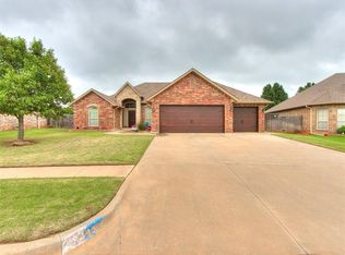 3312 Elmo Way, Moore, OK 73160