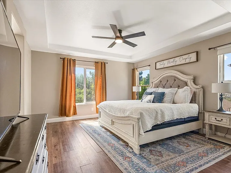 2475 Saint Paul Dr — Photo 23