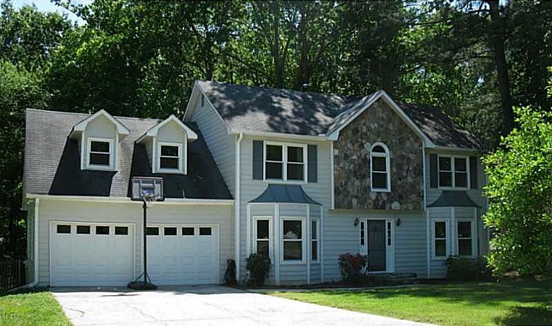 1st image of 2656 Forest Way NE