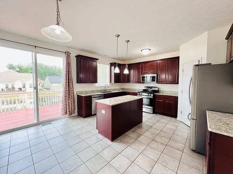 10422 Florida St — Photo 12