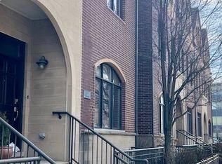 182 N Marion St, Oak Park, IL 60301