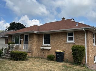 (Undisclosed Address), Lansing, IL 60438