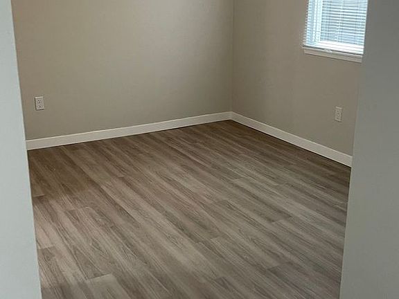 4th image of 7401-7439 NE 13th Ave #7429