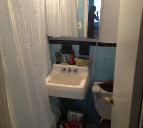 4th image of 310 E 90th St APT 5A