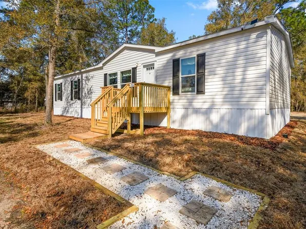 6951 NE 104th Ct, Bronson, FL 32621