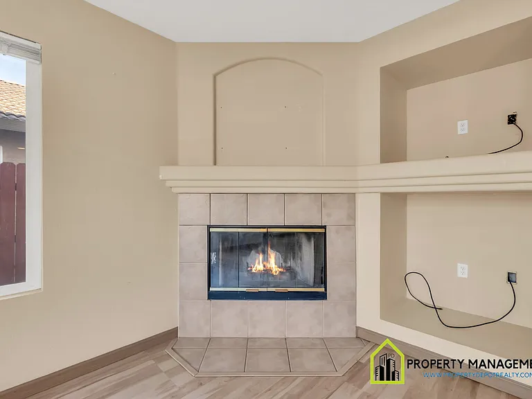 10118 Hampton Oak Dr — Photo 37