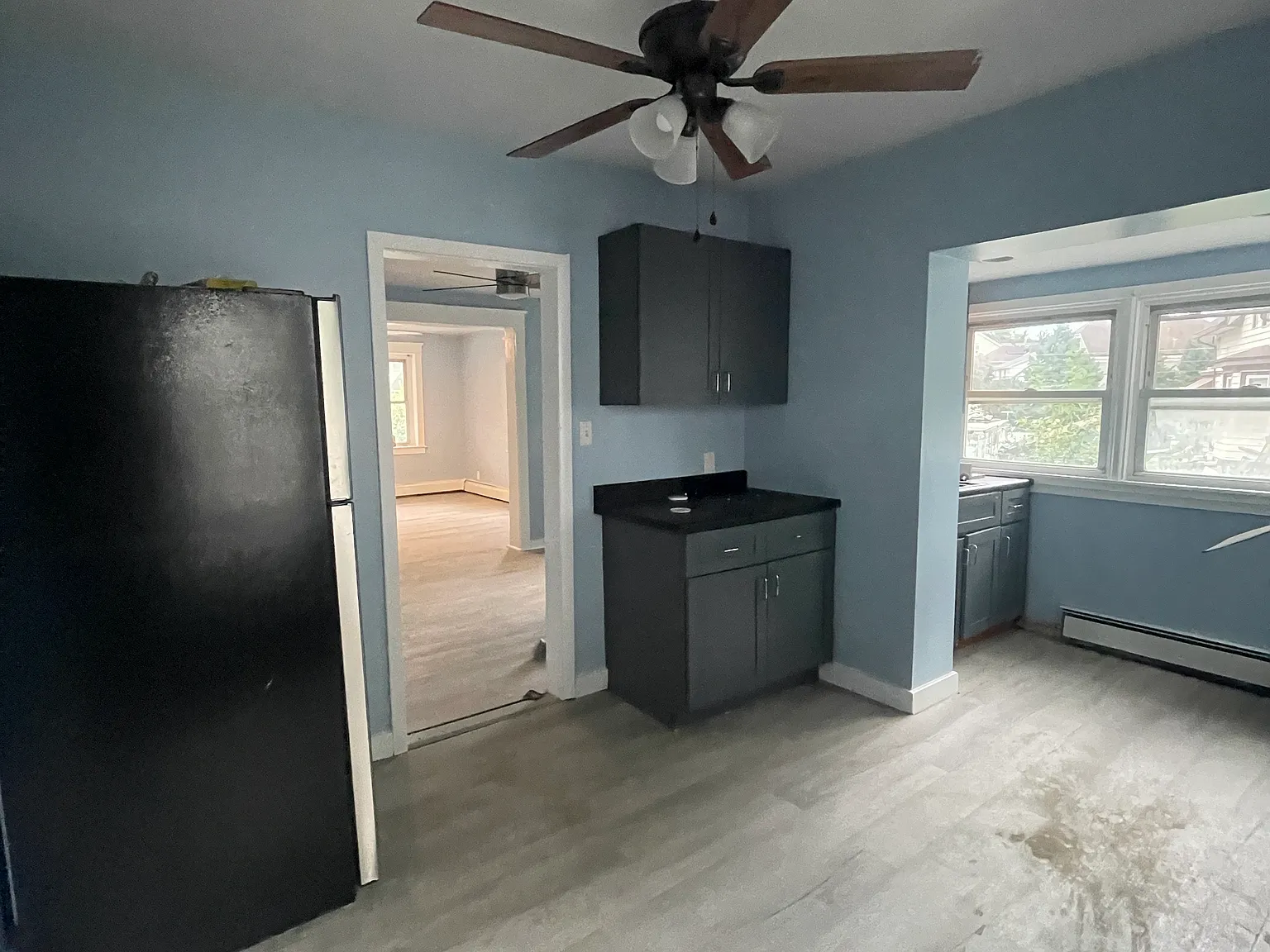 3 bed, 1326 sqft, $1,900 — Photo 4