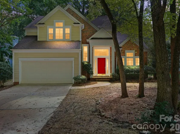 6004 Elm Cove Ln, Charlotte, NC 28269