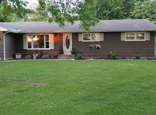 1113 Elm St SW, Demotte, IN 46310