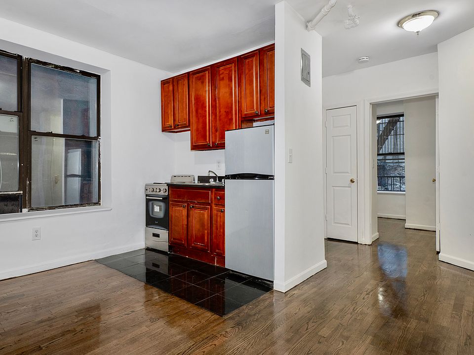 1st image of 341 W 45th St APT 104
