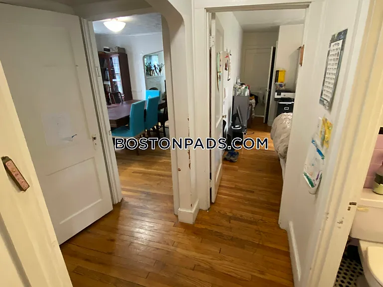 41 Hatherly Rd #1 — Photo 3