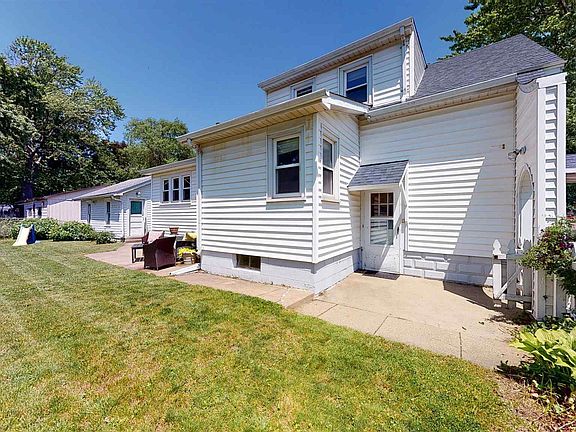 4th image of 709 N Ashland Ave
