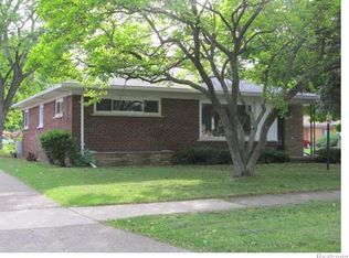 9395 Marion Cres, Redford, MI 48239