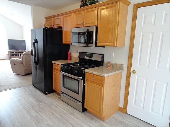 2nd image of 2970 Persimmon Dr
