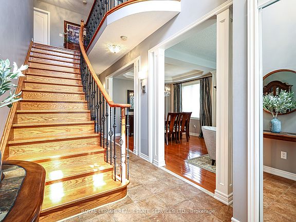 4th image of 140 Humber Forest Ct