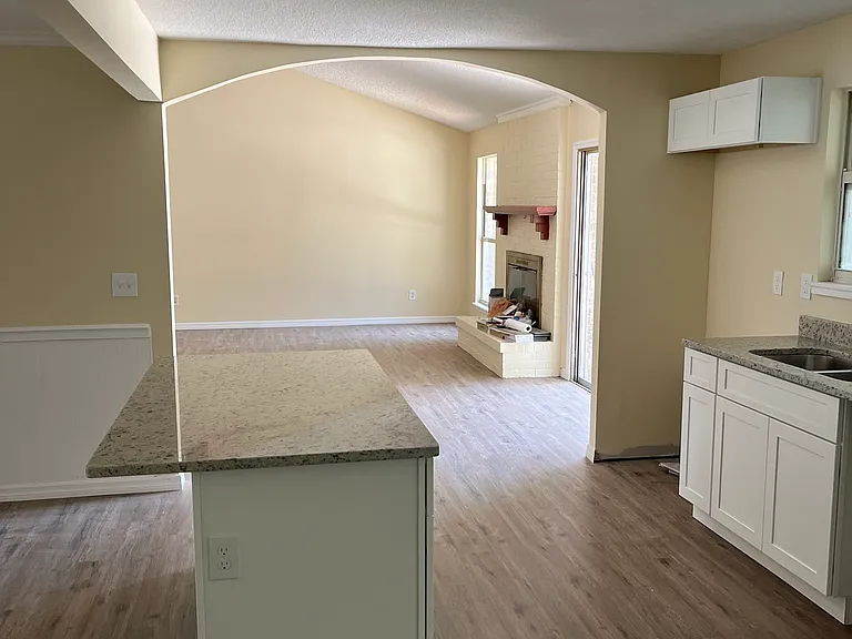 3527 Sheldon Rd — Photo 3