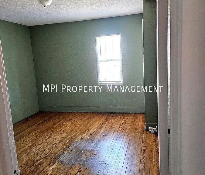 3422 N Vel R Phillips Ave — Photo 6