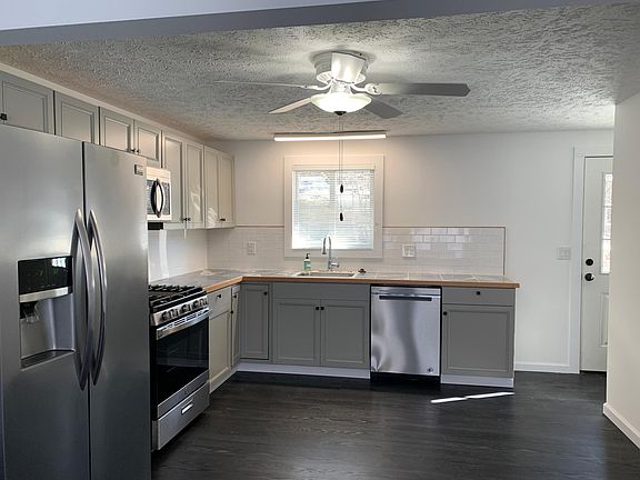 room for dining table in open concept kitchen