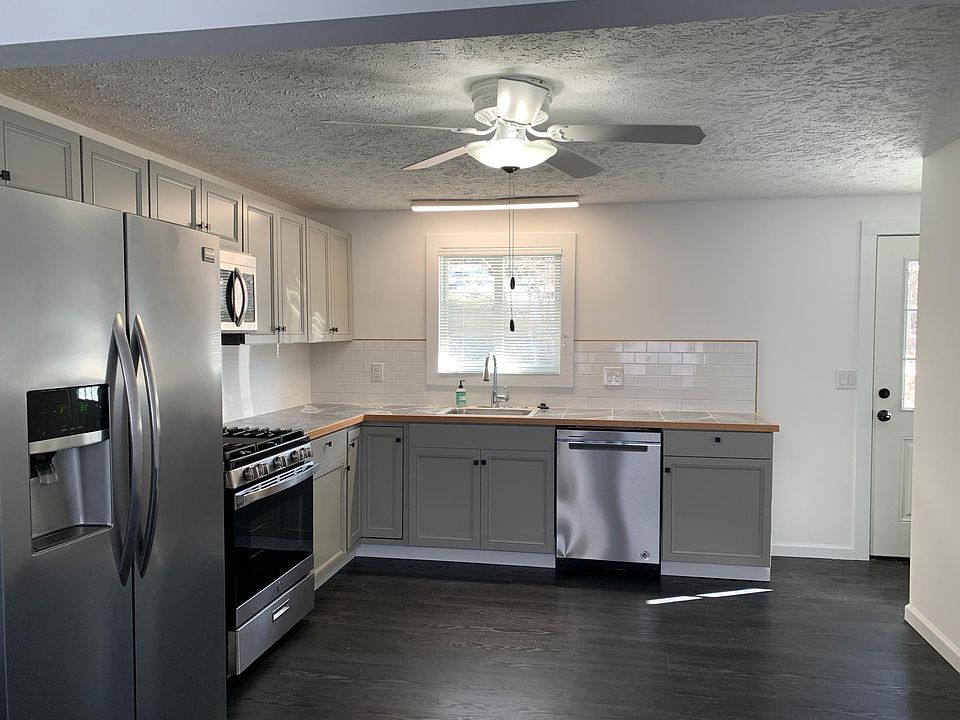 room for dining table in open concept kitchen