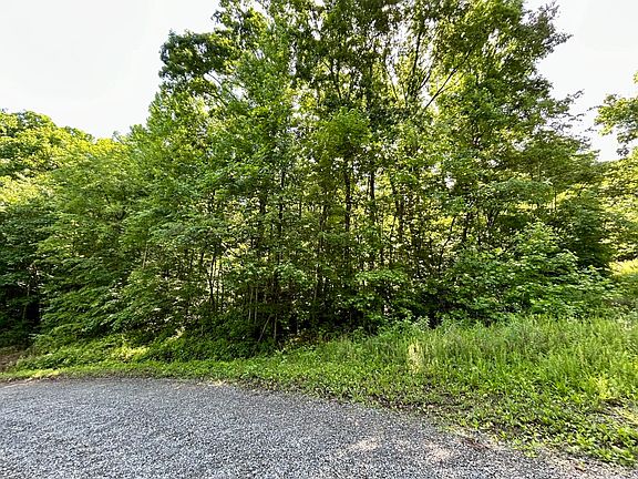 4th image of Grand Country Dr