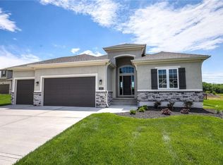 2103 SW Harvest Moon Ln, Lees Summit, MO 64082