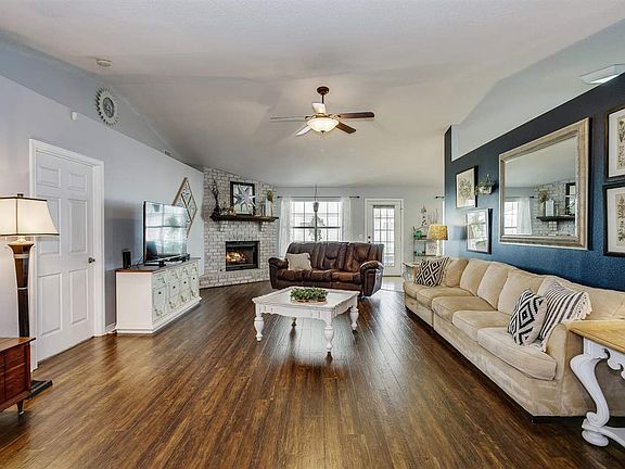 2nd image of 5139 Rosewood Creek Dr