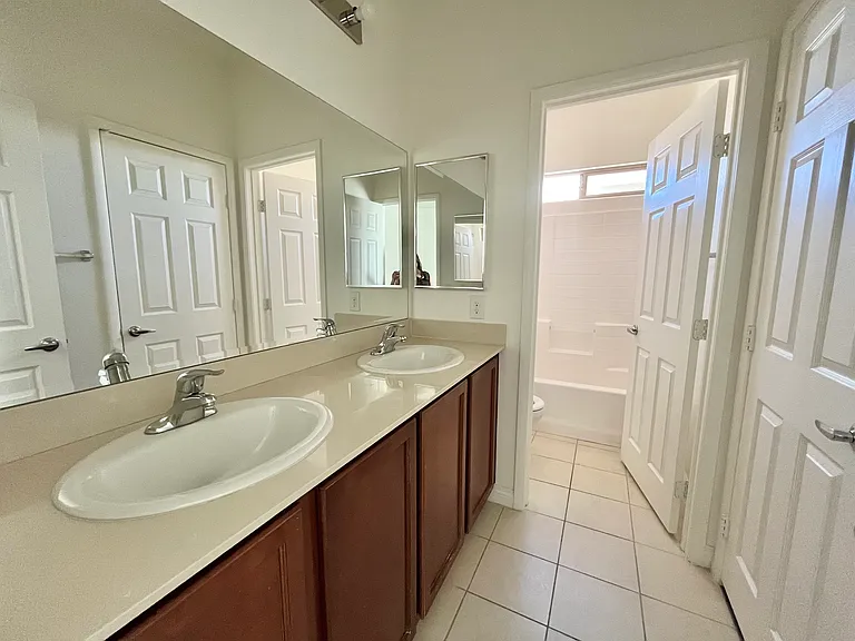 9493 Alma Ridge Ave — Photo 13