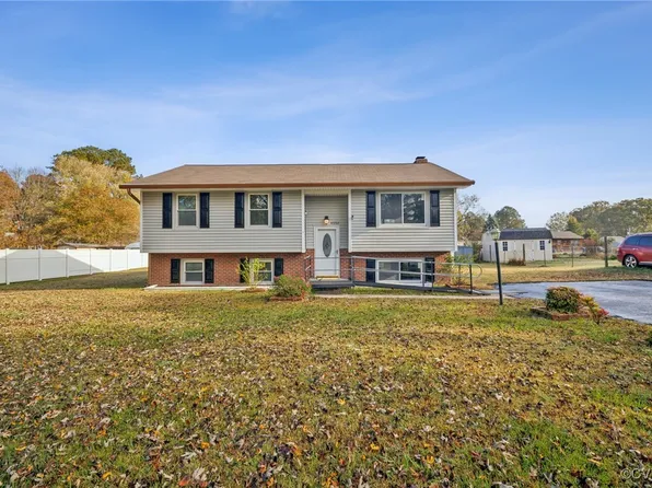 4302 Pinewood Ct, Prince George, VA 23875