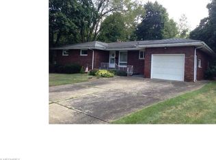 1609 Price Rd, Youngstown, OH 44509