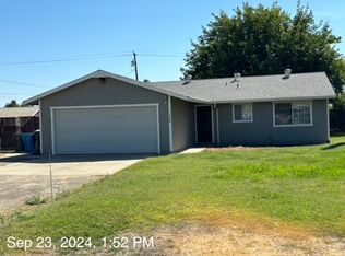 1388 Buttercup Ln, Olivehurst, CA 95961