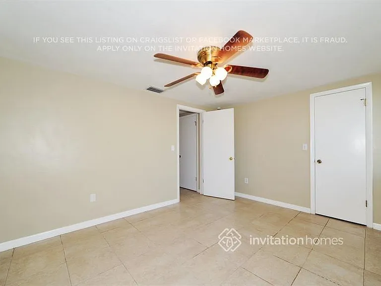 3910 Glissade Dr — Photo 12