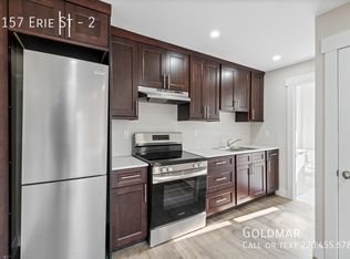 1157 Erie St E #2, Windsor, ON N9A3Z4