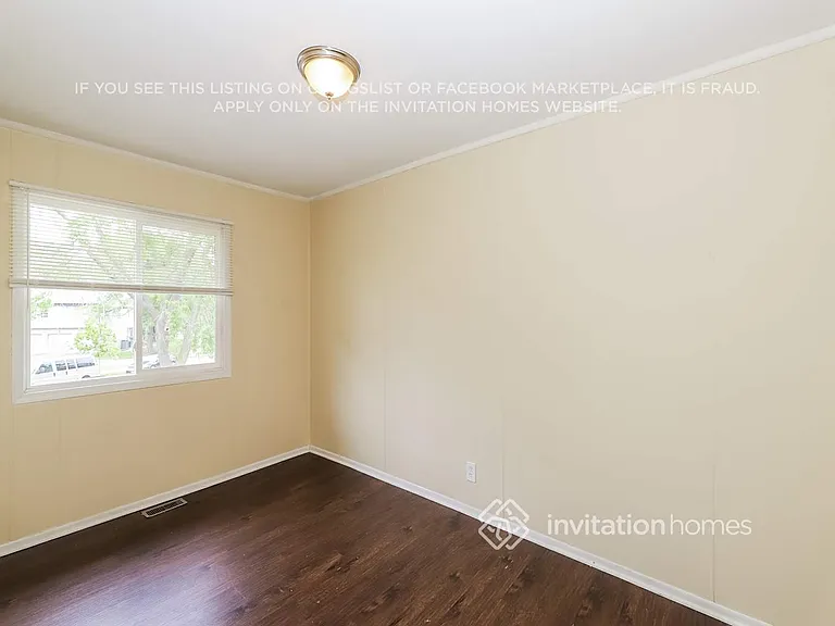 1307 Foxcroft Dr — Photo 14