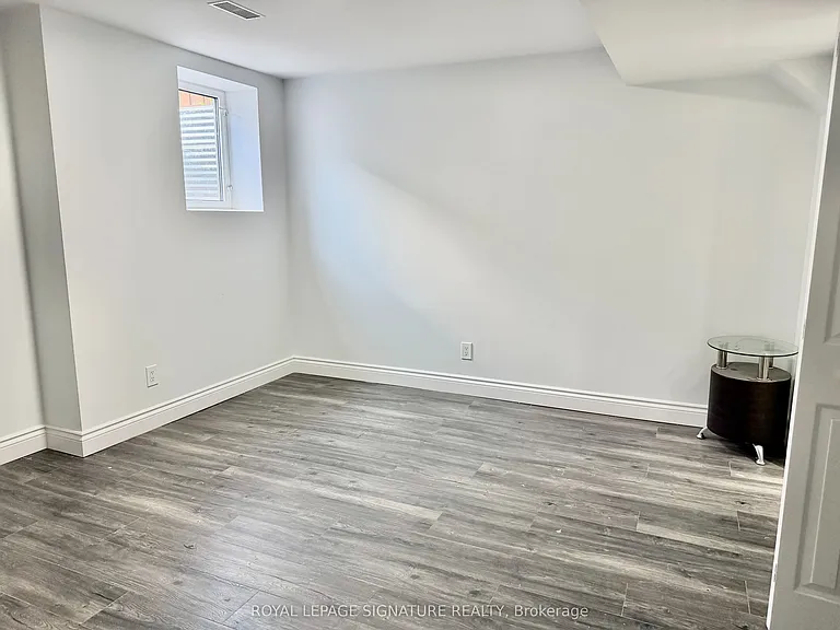 80 Midcrest Cir — Photo 9