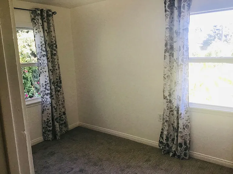 16 Lemon Dr — Photo 10