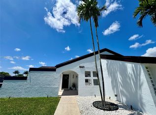 15421 SW 158th St, Miami, FL 33187