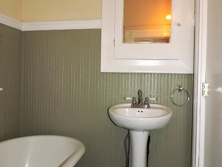 1505 E St #B — Photo 11