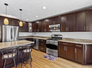 112 Lowell St APT 17, Peabody, MA 01960