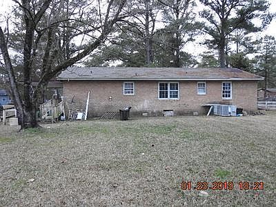 3rd image of 3587 Hagan St