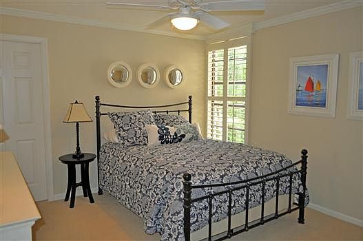 5th image of 2400 Gulf Shore Blvd N APT 103