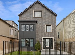 1643 N Washtenaw Ave, Chicago, IL 60647