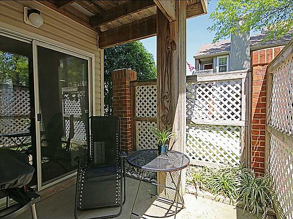 3rd image of 12860 Daybreak Cir