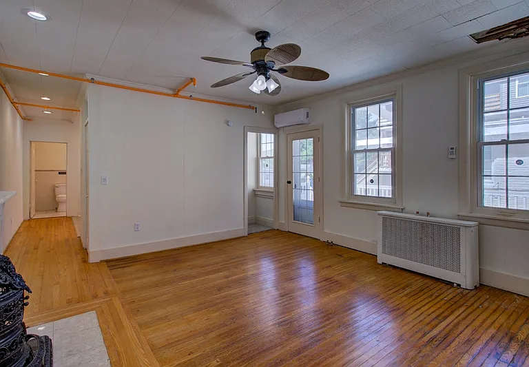 515 Locust St #2 — Photo 6